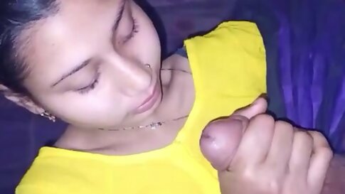 Cute Indian Young Wife Giving Deepthroat Blowjob